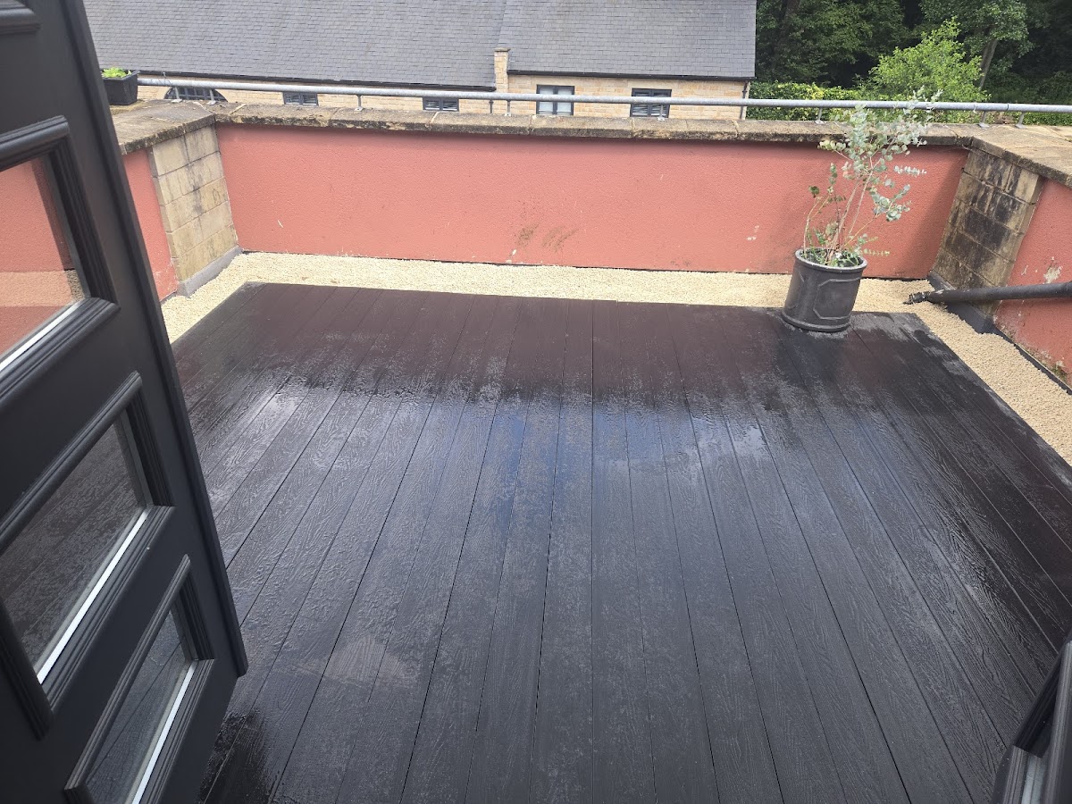 Flat roofing photograph from the AP Roofing website